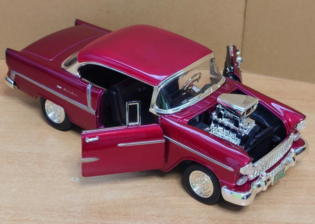 1/18 シボレー ベルエア チューニング 1955 メタリックレッド Chevrolet Bel Air Tuning ダイキャスト製ミニカー_画像6