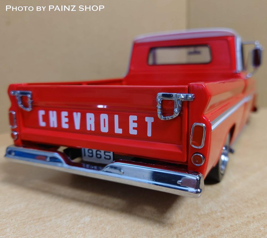 1/18 Chevrolet C-10 style side pick up Lowrider 1965 red SunStar made die-cast made minicar 