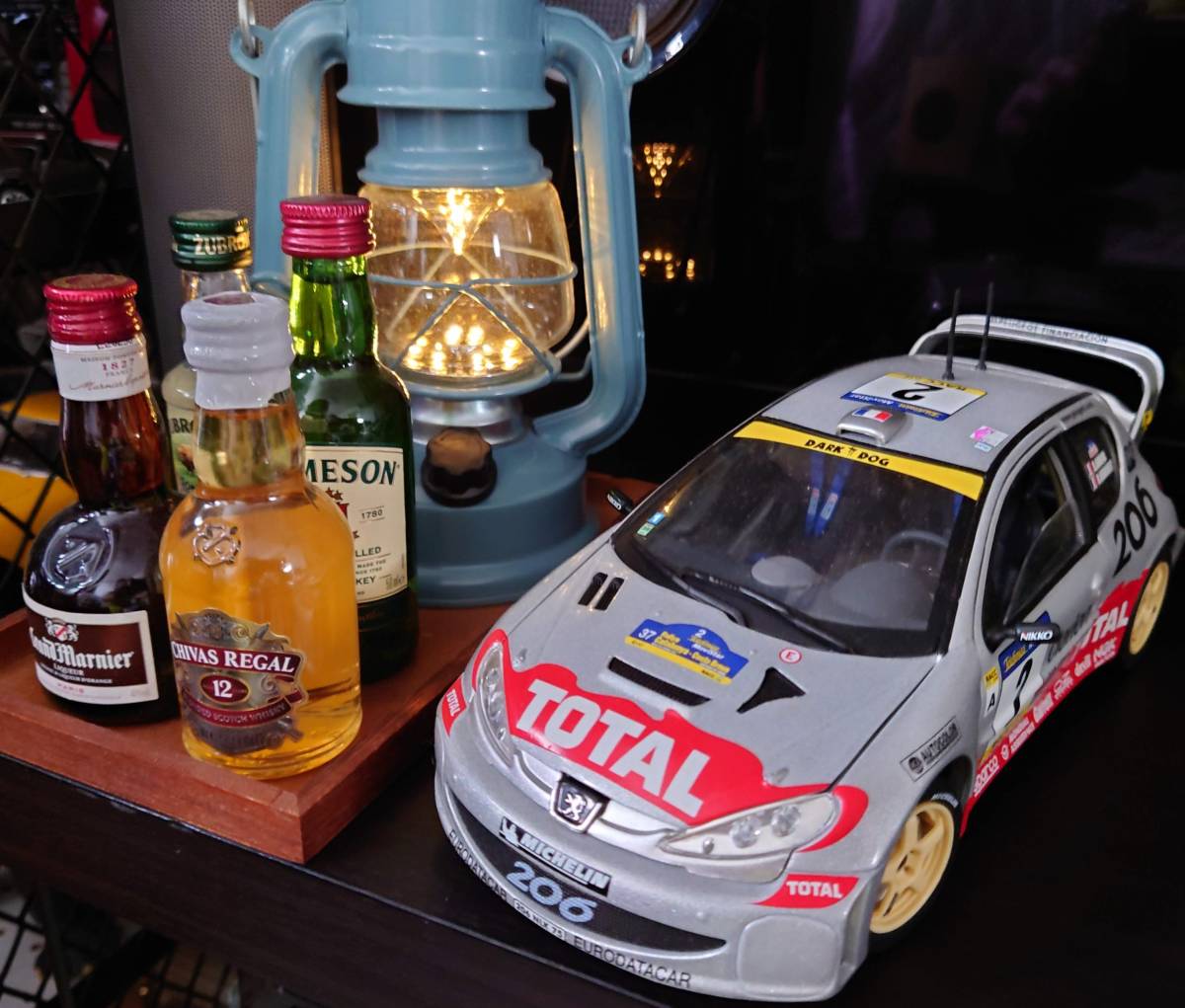 1/18 プジョー206 WRC 1999＆2000 clarion #2 シルバー×レッド ソリド製ダイキャスト製ミニカー中古_画像10