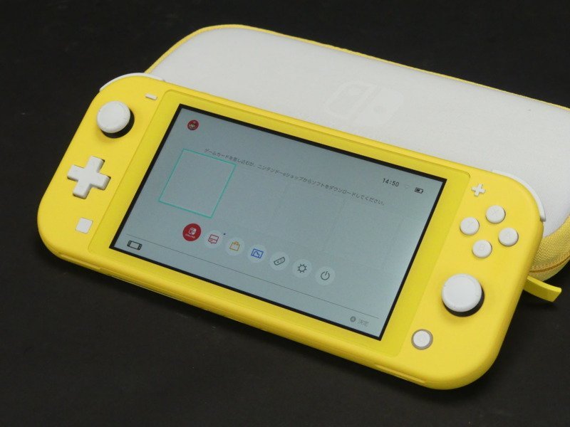 q 美品 Nintendo Switch Lite 本体 黄色 イエロー ニンテンドー