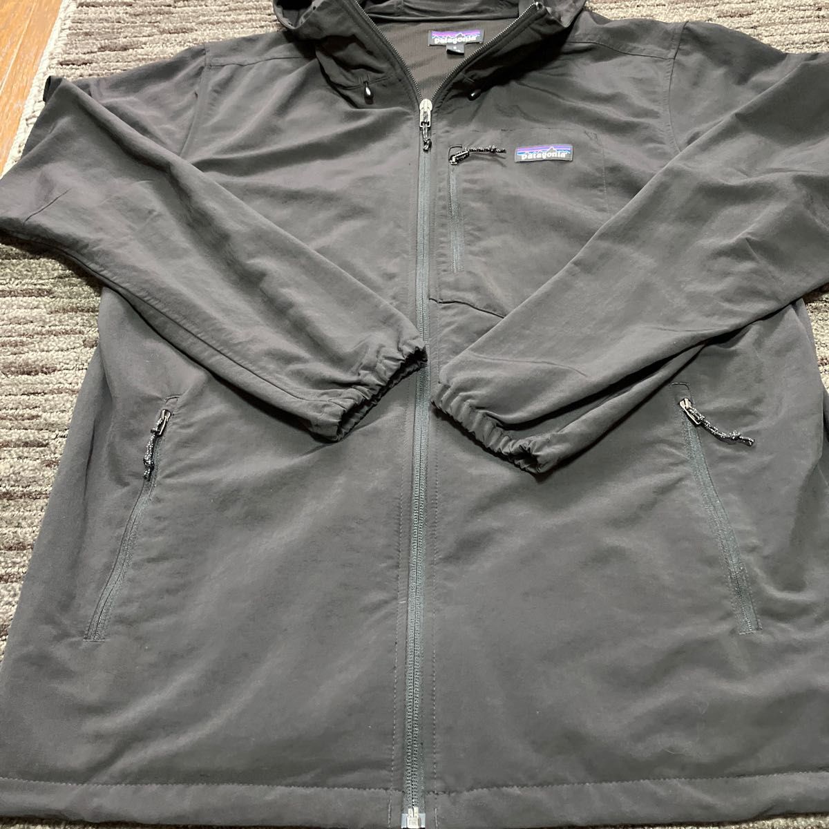 patagonia テズロンジャケット sizeM ブラック 極美品 patagonia テズロンジャケット sizeM ブラック 極美品