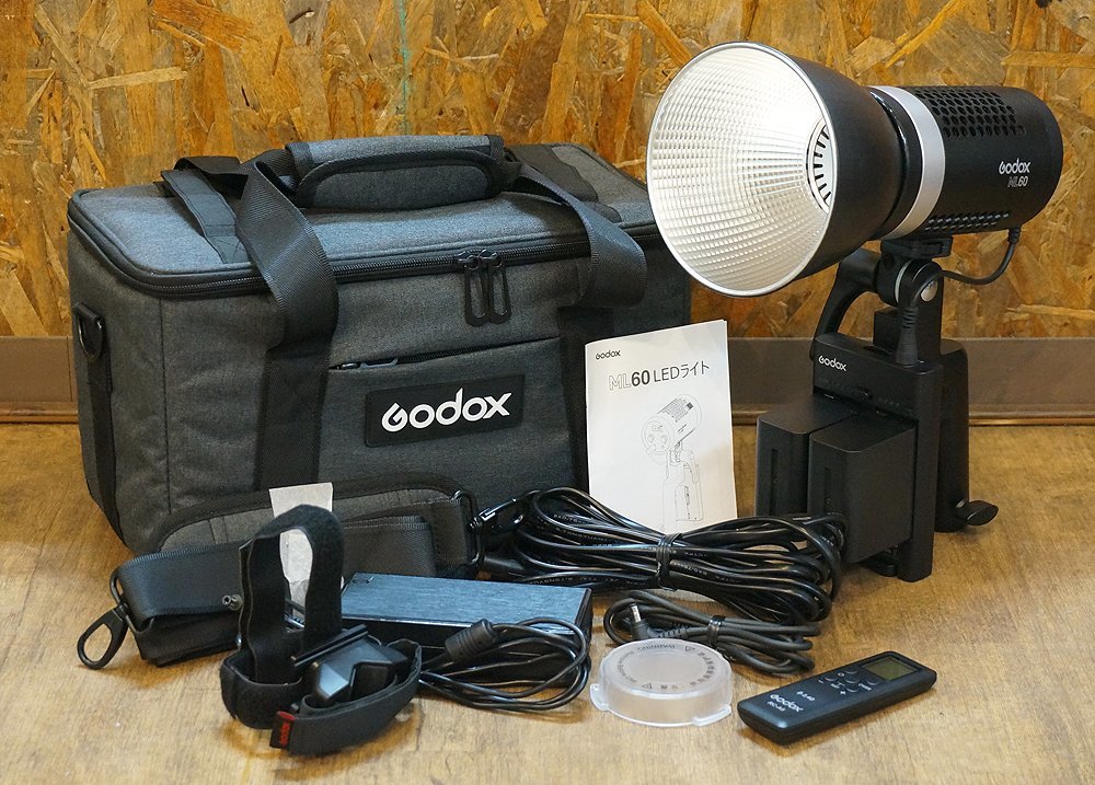 撮影用照明 Godox ML60 手持ちLED-