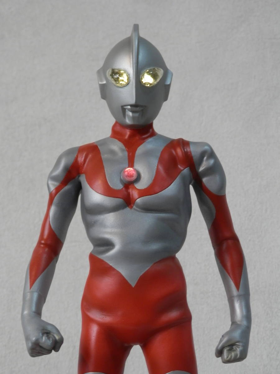 初代ウルトラマンBタイプ・電飾完成品 (1990年頃 ビリケン商会製