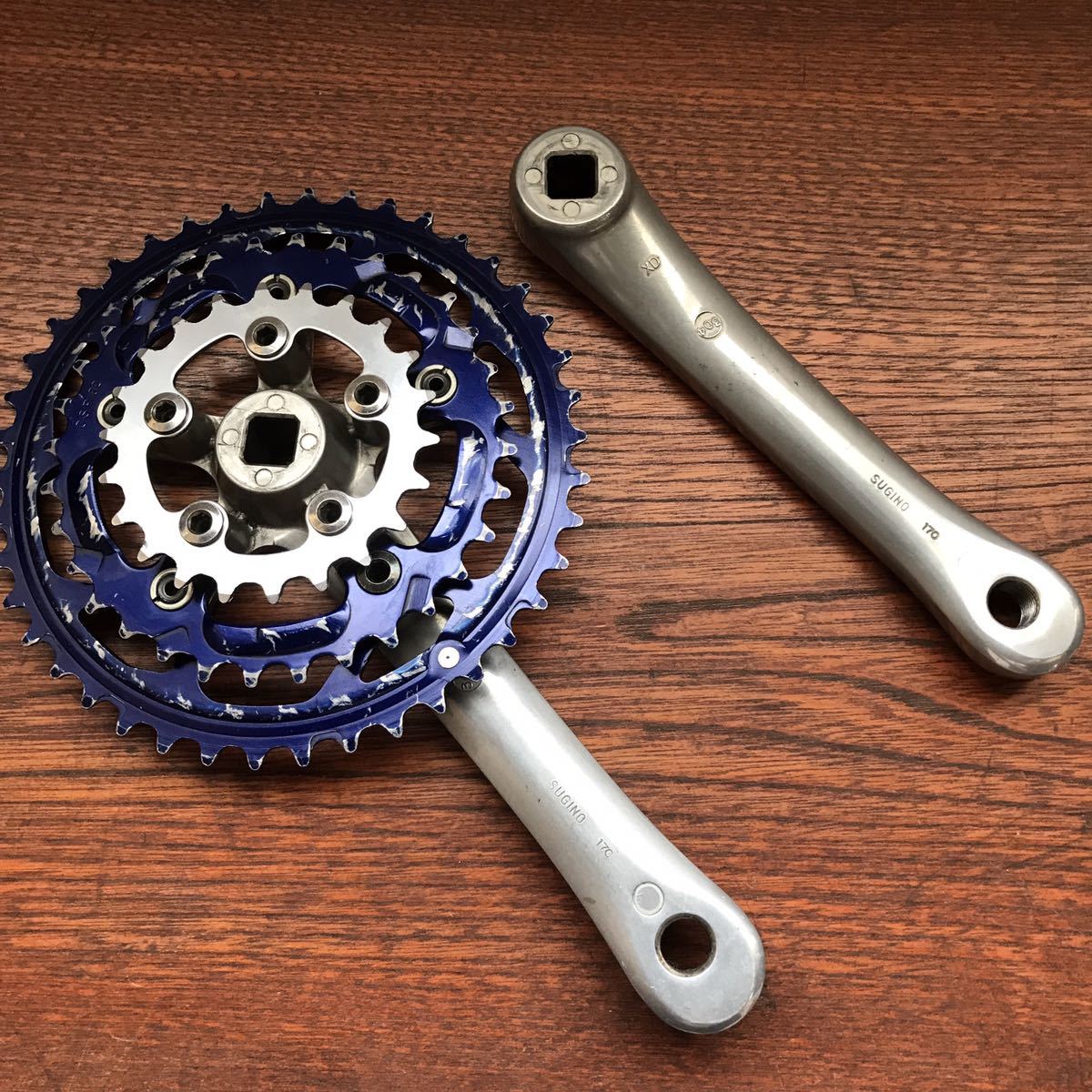 スギノ CODA トリプルクランク PCD94/58 キャノンデール スギノ CODA トリプルクランク PCD94/58 キャノンデール