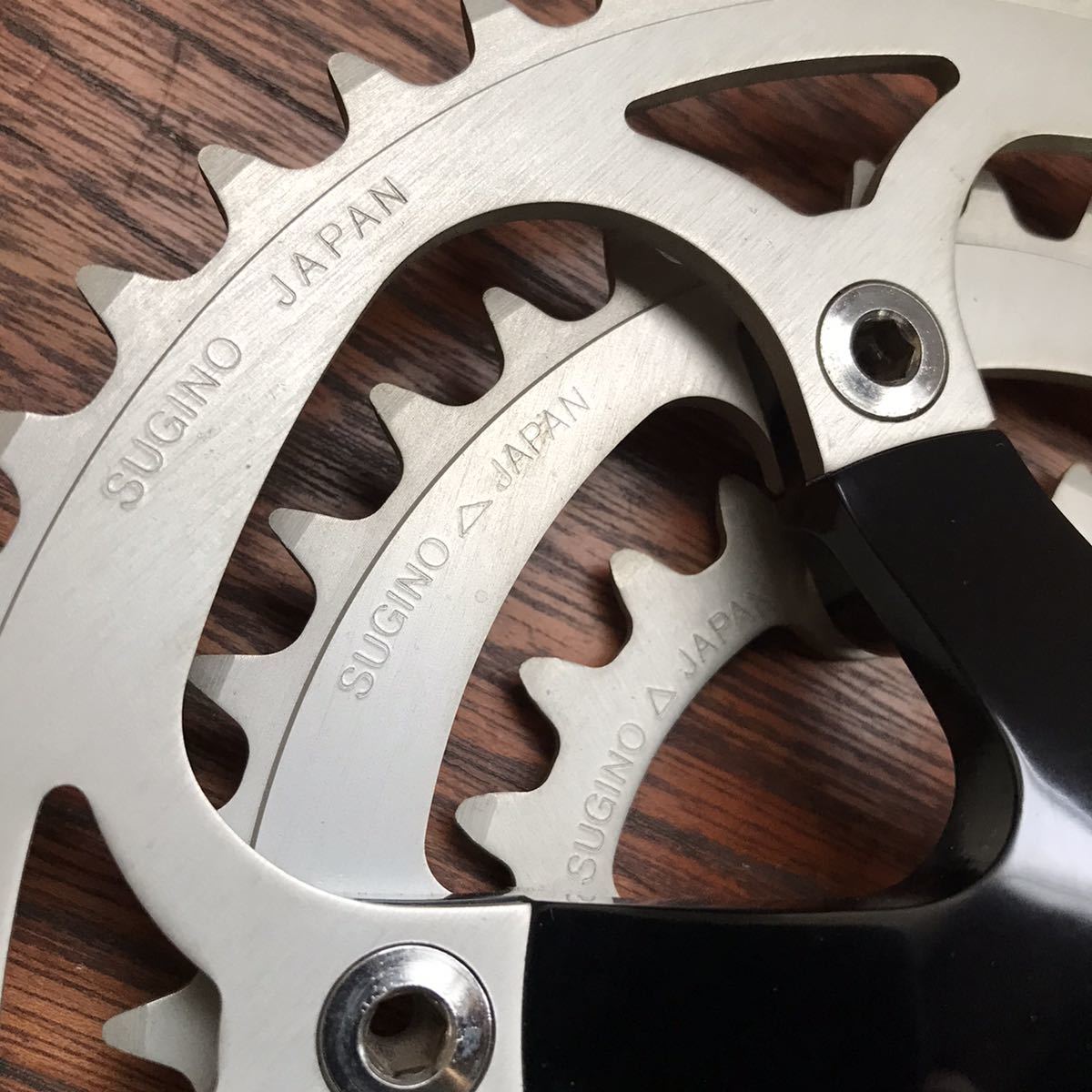 SUGINO XP LTD 46-36-24 PCD110 74 トリプルクランクスギノ SUGINO XP LTD 46-36-24 PCD110 74 トリプルクランクスギノ