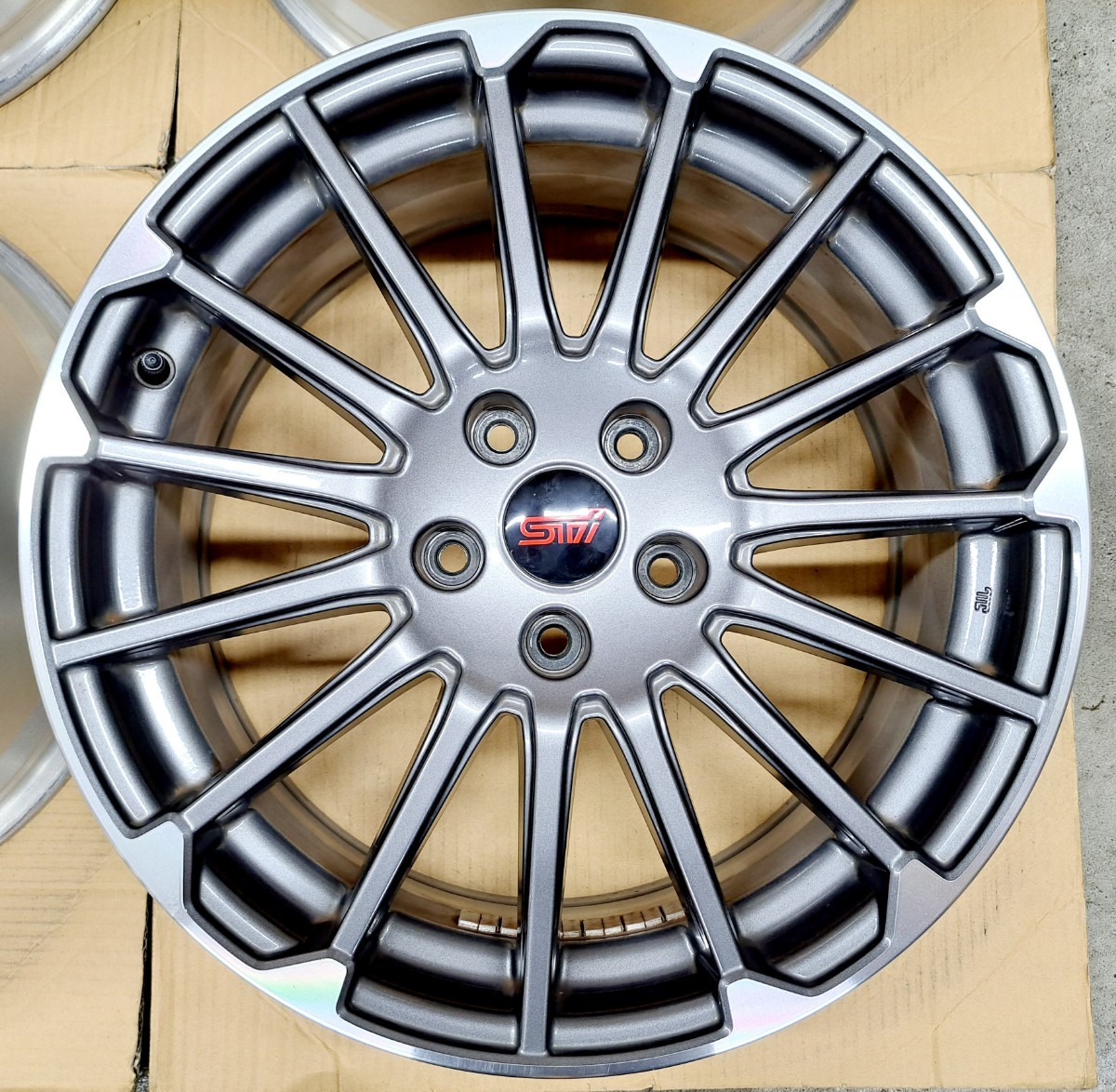 美品】スバル レヴォーグ STI スポーツ 純正 ホイール 4本 7.5J 114.3