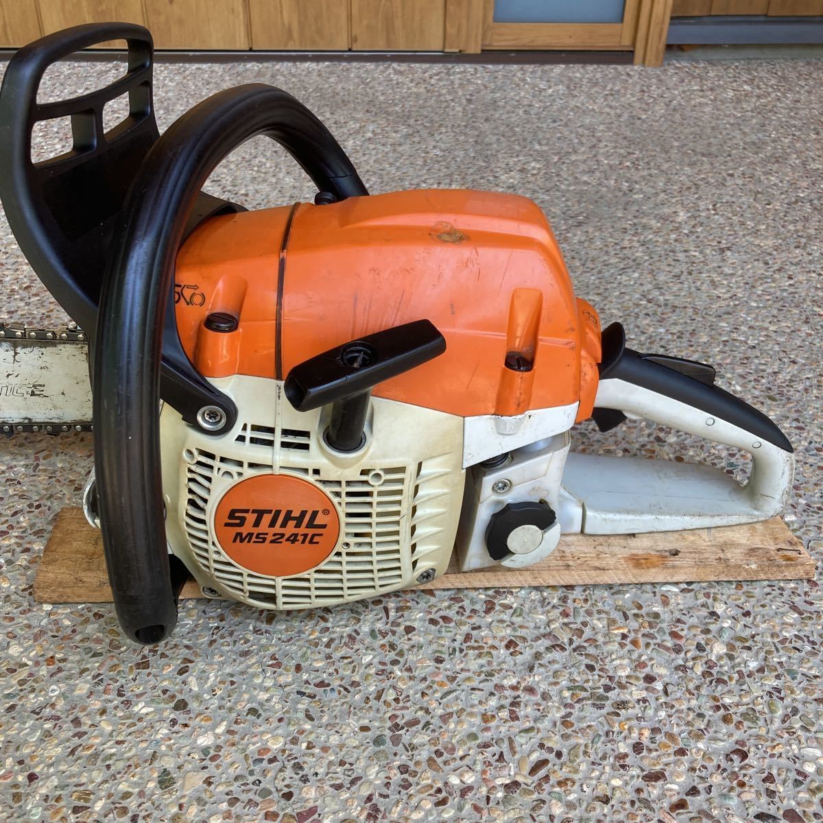 スチール STIHL MS241C-M M-Tronic 搭載 エンジンチェーンソー ☆実働