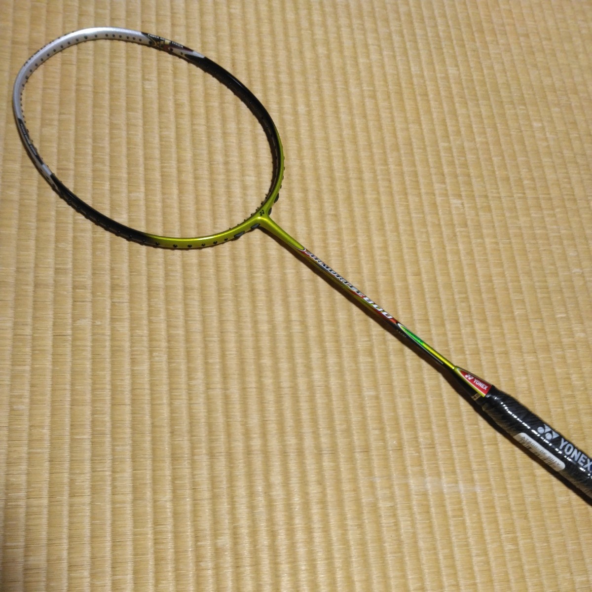 驚きの値段】 新品 アーマーテック800 AT800 YONEX バドミントン