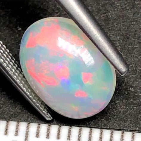2576【華やかピンク×虹色ネオン遊色】1.45ct天然オパール エチオピア産オーバルカボションルース