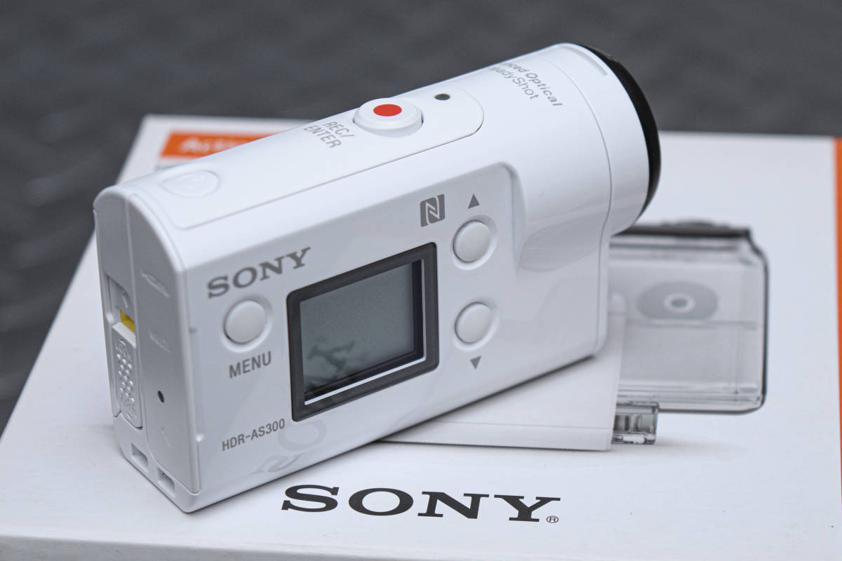 送料無料 美品 SONY HDR-AS300 ライブビューリモコン RM-LVR3