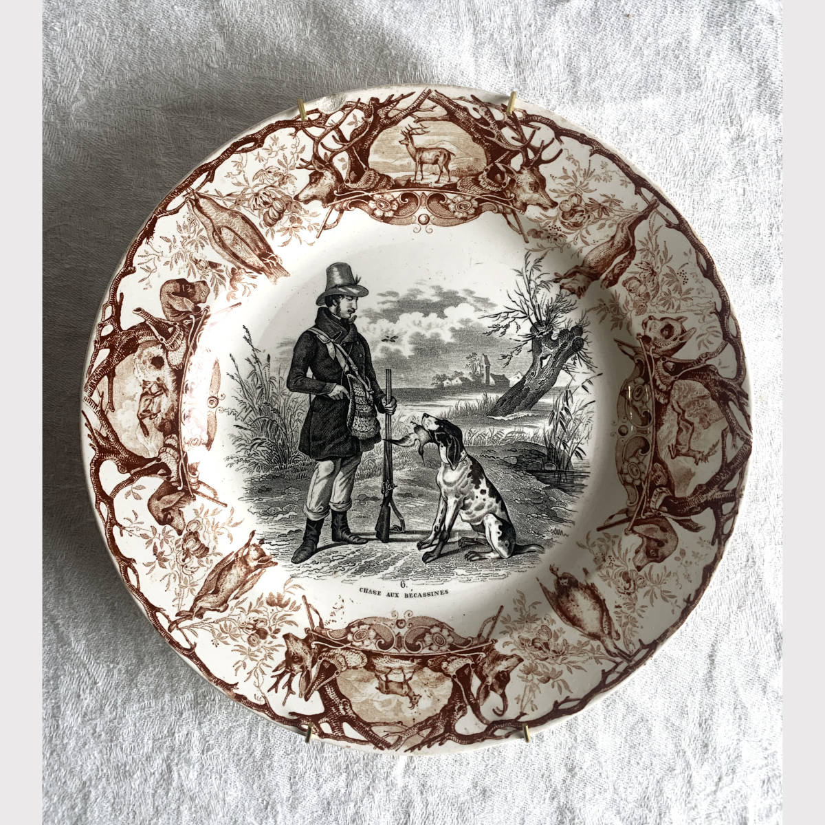  Belgium 19 century latter term BOCH Freres hunting dog hunting ceramics plate . plate g Liza iyu Royal jibie... picture fine art antique antique 6