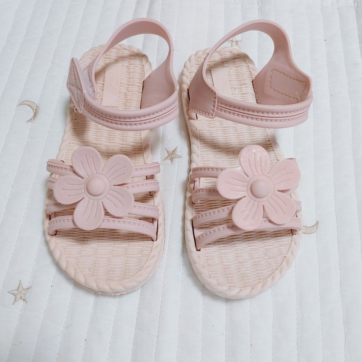 キッズ サンダル 20cm ピンク 子供 花 女の子 ビーチサンダル 水陸両用