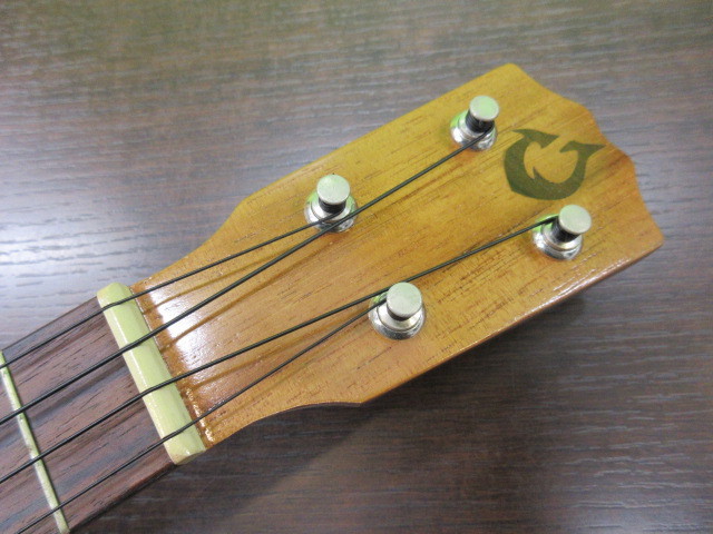 楽器祭 美品 ウクレレ G String Ukulele C1H コンサート・ホヌ カメ