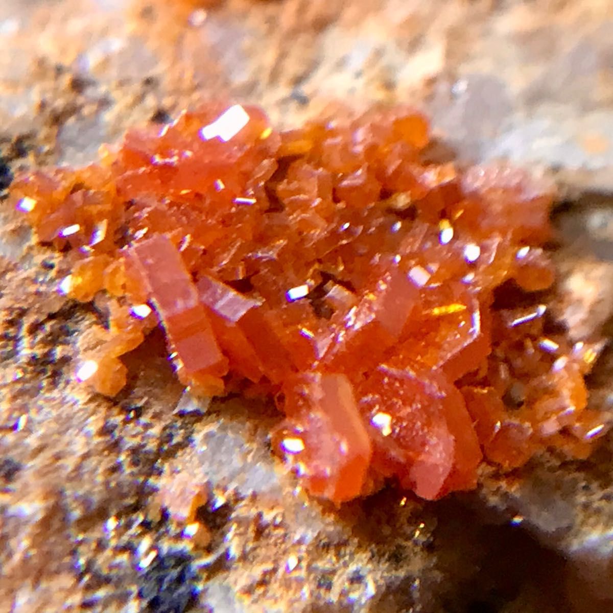 レア 鉱物 バナディナイト 原石標本 モロッコ天然石 オレンジ 43.75ct-