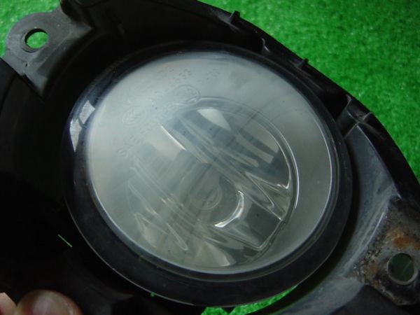 * free shipping *338[ Isis ANM10W middle period ] original fog lamp left right light /ZHM10W/ANM15G/ZGM11W