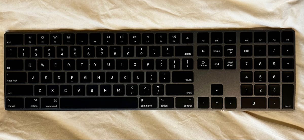 Apple Magic Keyboard テンキー付き 英語（US） A1843