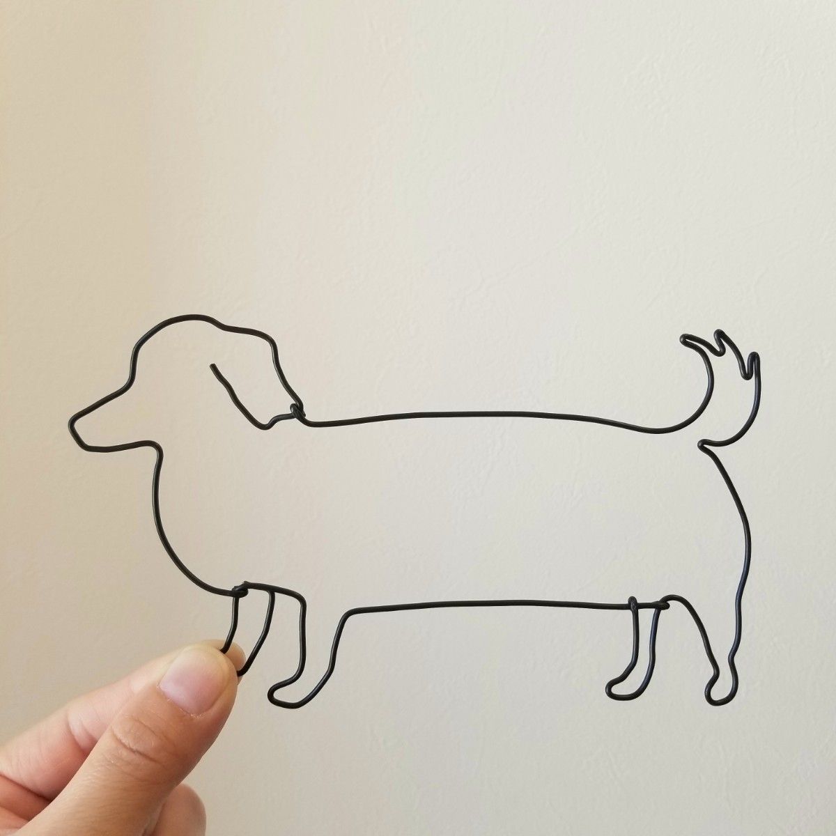 【 ダックスフンド のさんぽ 】 ワイヤーアート 壁飾り 飾り 犬 ワイヤークラフト ウォールデコ インテリア雑貨 かわいい