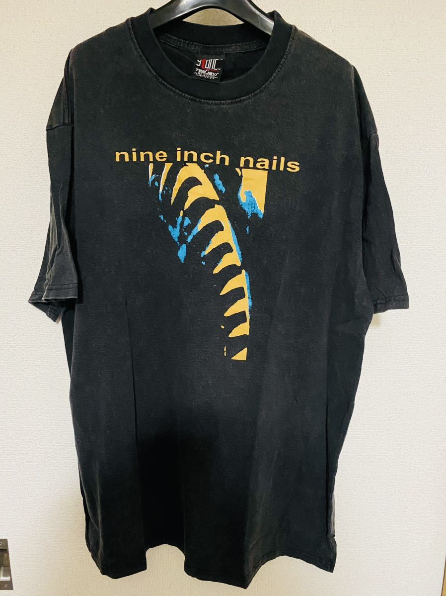 ナインインチネイルズ nine inch nails Tシャツ GIANT 製 XL ナインインチネイルズ nine inch nails Tシャツ GIANT 製 XL
