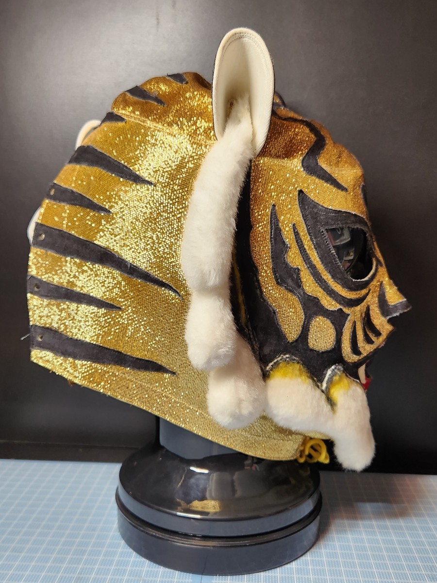 プロレスマスク マニア館製 タグ付き 初代タイガーマスク 後期牙付