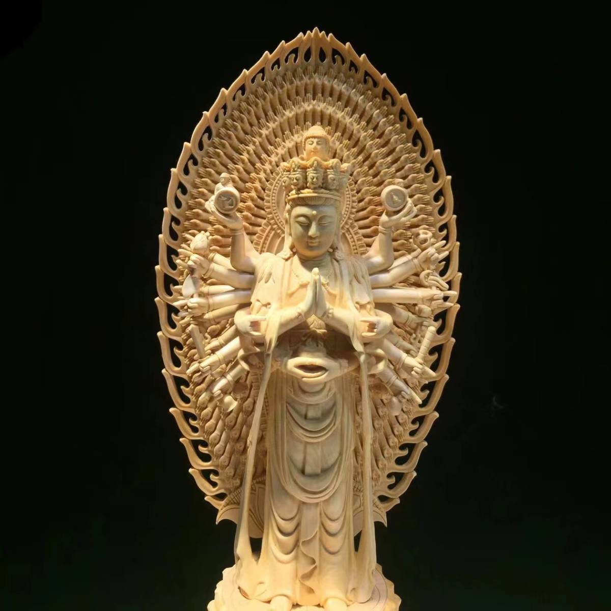 極上の木彫 仏教美術 千手観音菩薩 精密彫刻 仏像 手彫り 木彫仏像