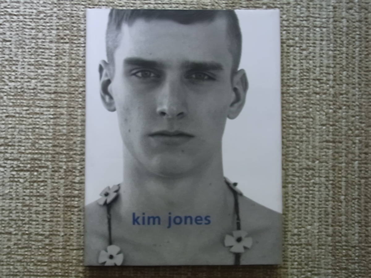 種類豊富な品揃え Smalley Luke by Photographs Jones Kim キム・ジョーンズ 写真 ルーク・スモーリー サイン入り アート写真 種類豊富な品揃え Smalley Luke by Photographs Jones Kim キム・ジョーンズ 写真 ルーク・スモーリー サイン入り アート写真