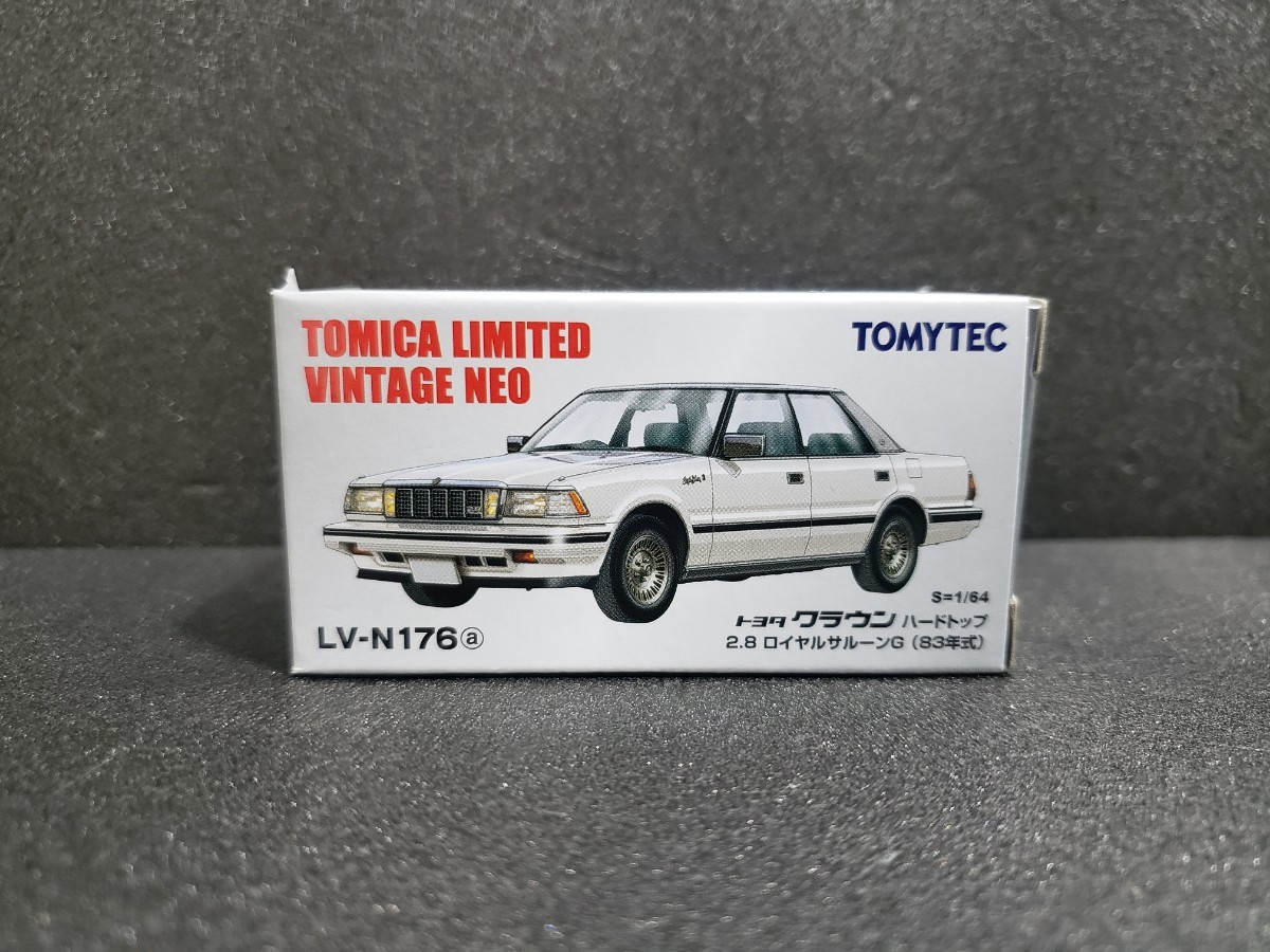 ☆トミーテック トヨタ クラウン 2.8 ロイヤルサルーンG 83年式 トミカ