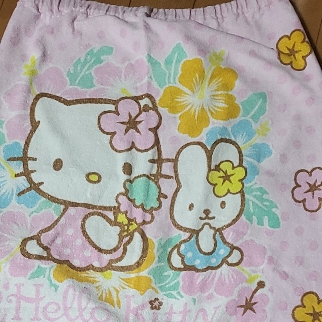 60cm サンリオ ハローキティ プールタオル バスタオル|PayPayフリマ キティちゃん肌着 サンリオ 60cm