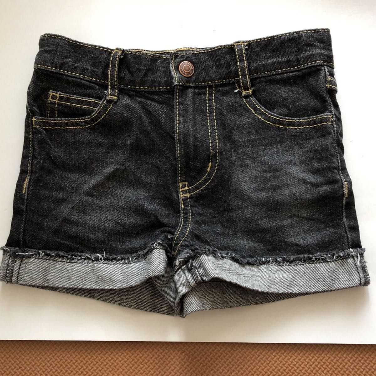 GU デニムショートパンツ