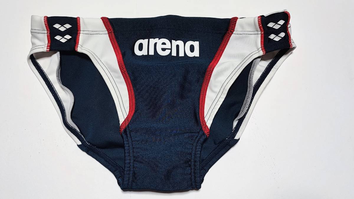 新品 送料無料 arena ORIAN2601 Mサイズ nux-D 競パン ネイビー 新品 送料無料 arena ORIAN2601 Mサイズ nux-D 競パン ネイビー