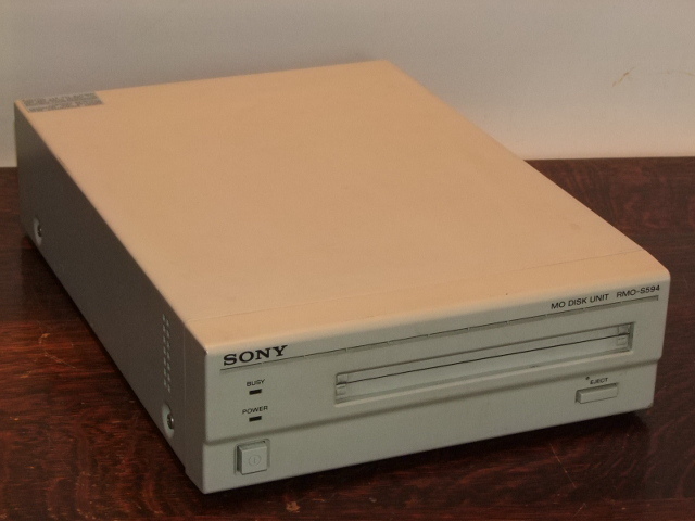  Sony RMO-S594 attached outside MO Drive 2,6GB