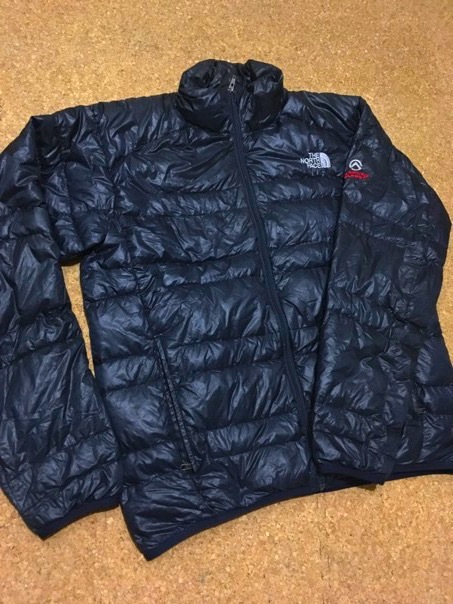 人気カラーの 青/紺 ライトヒートジャケット SUMMIT レア★ノースフェイス M アウトドア キャンプ 登山 コンパクト 軽量 ND18954★ダウンジャケット Mサイズ 人気カラーの 青/紺 ライトヒートジャケット SUMMIT レア★ノースフェイス M アウトドア キャンプ 登山 コンパクト 軽量 ND18954★ダウンジャケット Mサイズ