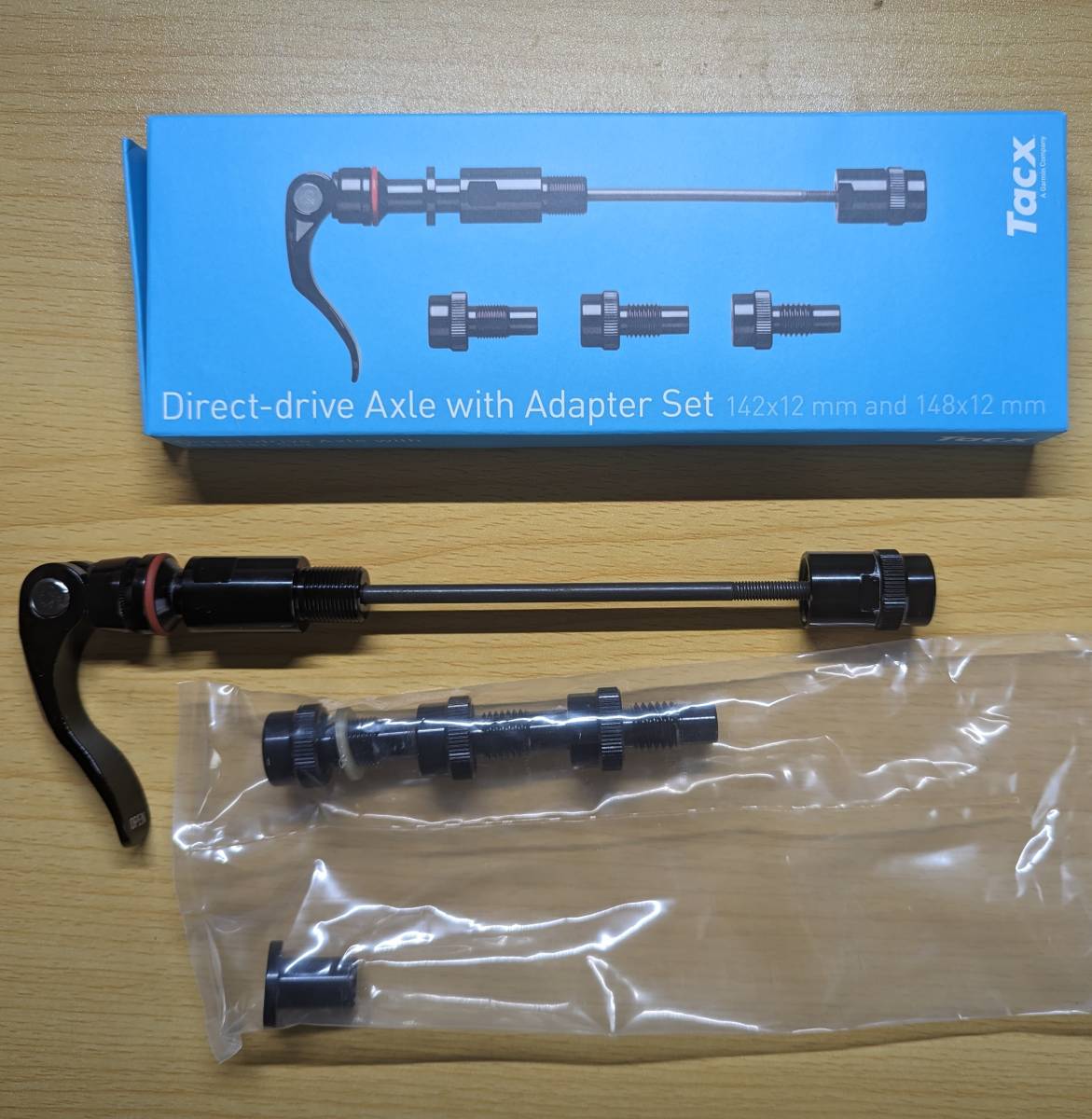 TACX Axle Adapter Kit For Flux/Neo タックスネオ スルー TACX Axle Adapter Kit For Flux/Neo タックスネオ スルー