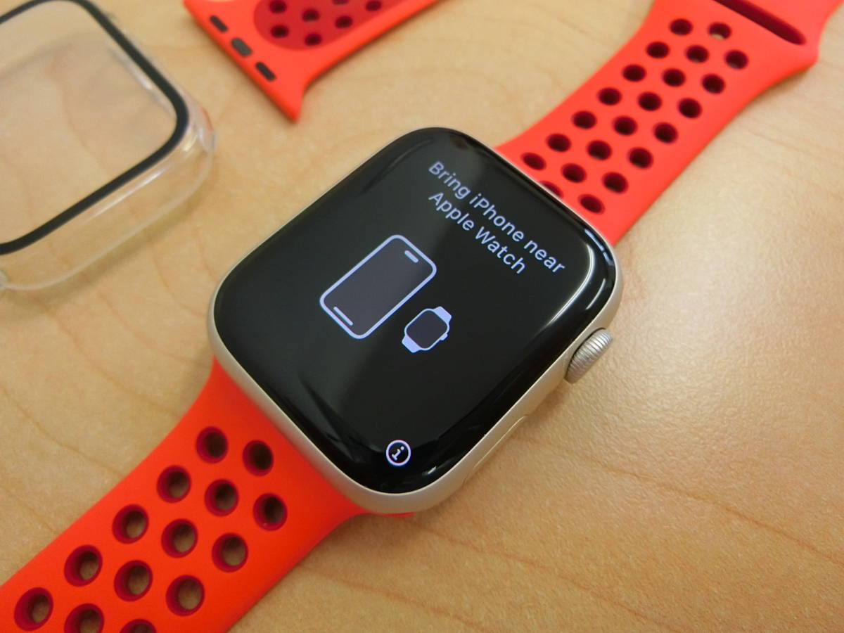 2142) Apple Watch Series8 45mm GPSモデル MNP93J/A A2771 ナイキ
