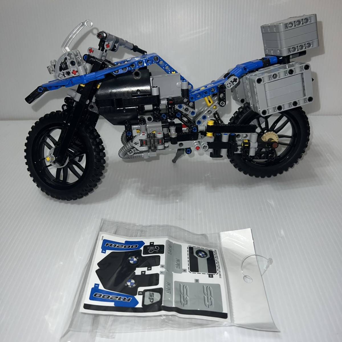 LEGO r1200 BMW レゴ　レゴテクニック 完成品　レゴ TECHNIC BMW R 1200 GS アドベンチャー 42063 シール未使用_画像1