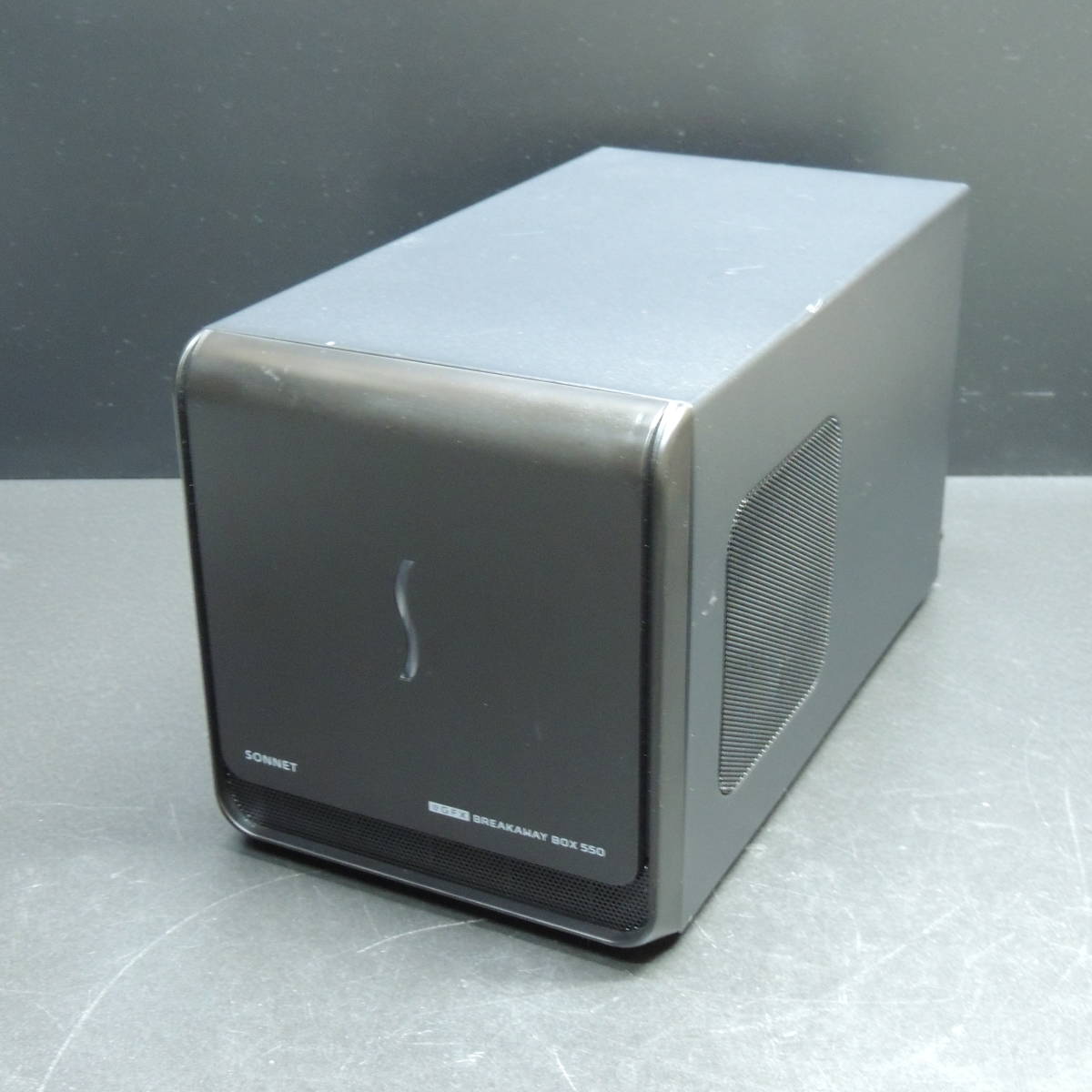 SONNET eGFX Breakaway Box 550 eGPU BOX 外付ビデオカードBOX