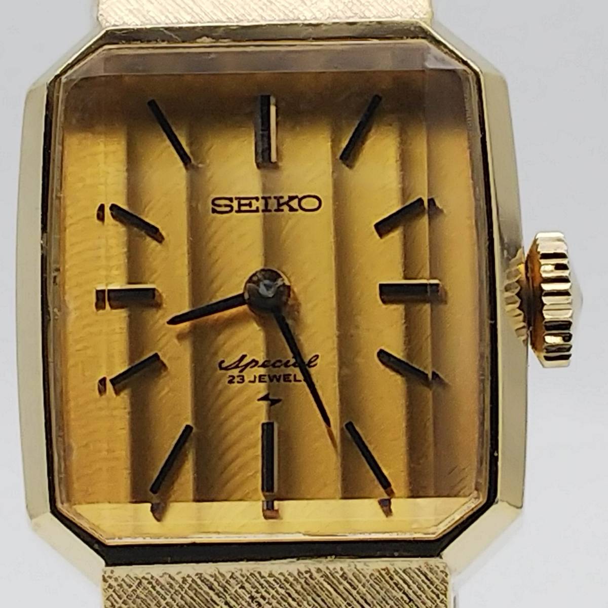 送料無料【手巻き】【稼働品】 セイコー SEIKO 純正ベルト 送料無料【手巻き】【稼働品】 セイコー SEIKO 純正ベルト
