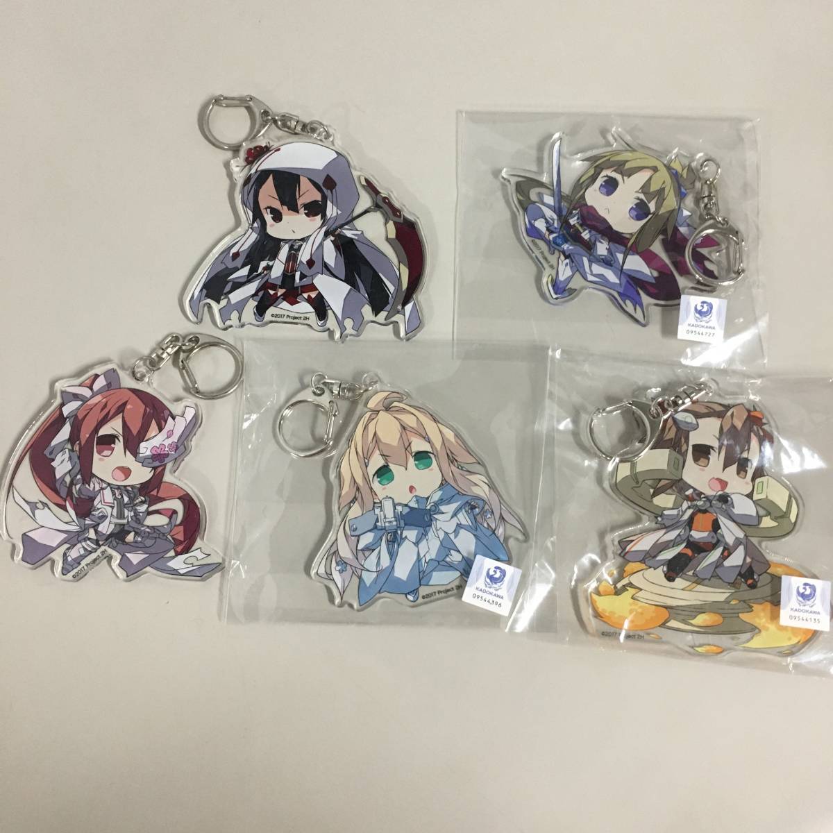ヤフオク! - ○3個未開封 切り札 アクリルキーホルダー 5種 乃木若葉...