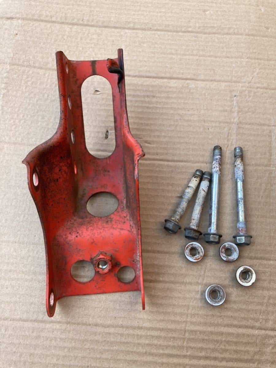 TL125 JD06 TLR200 MD09 エンジンハンガー エンジンマウント サブ