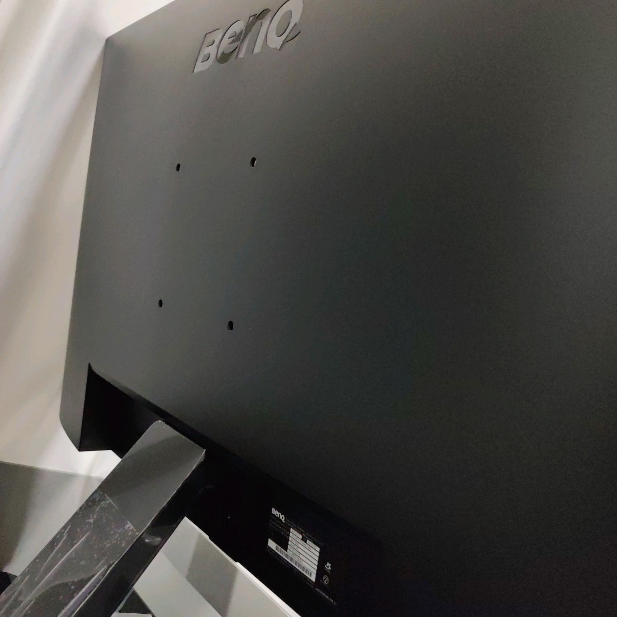 BenQ EW3270U 4K PCモニター (31.5インチ/4K/HDR/VA/DCI-P3 95%/USB