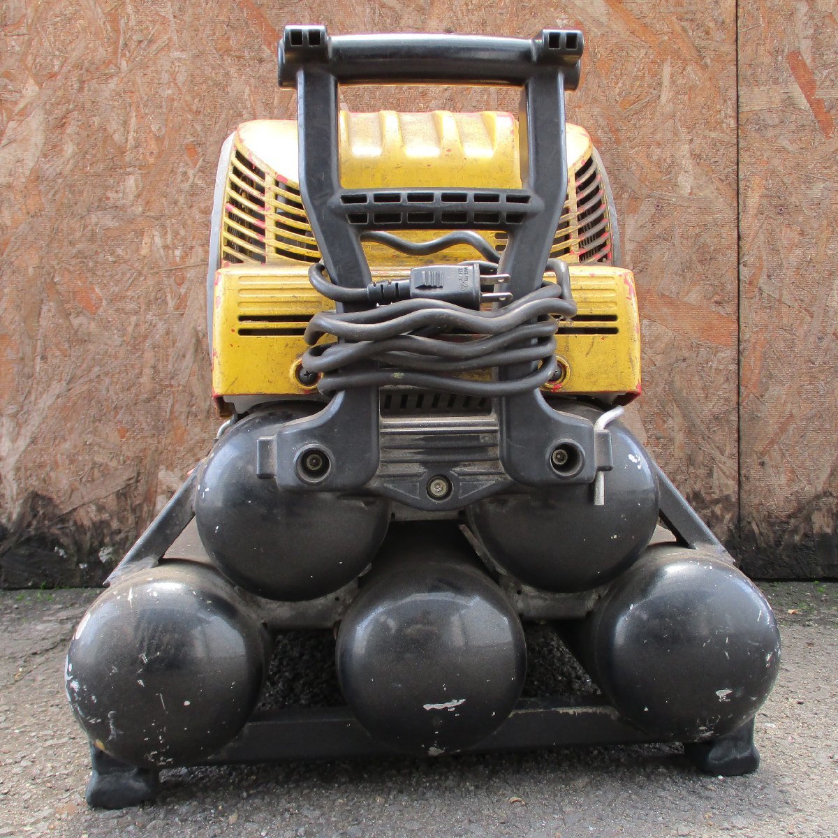 ジャンク品】MAX エアーコンプレッサー AK-HL1250E (27L) | www