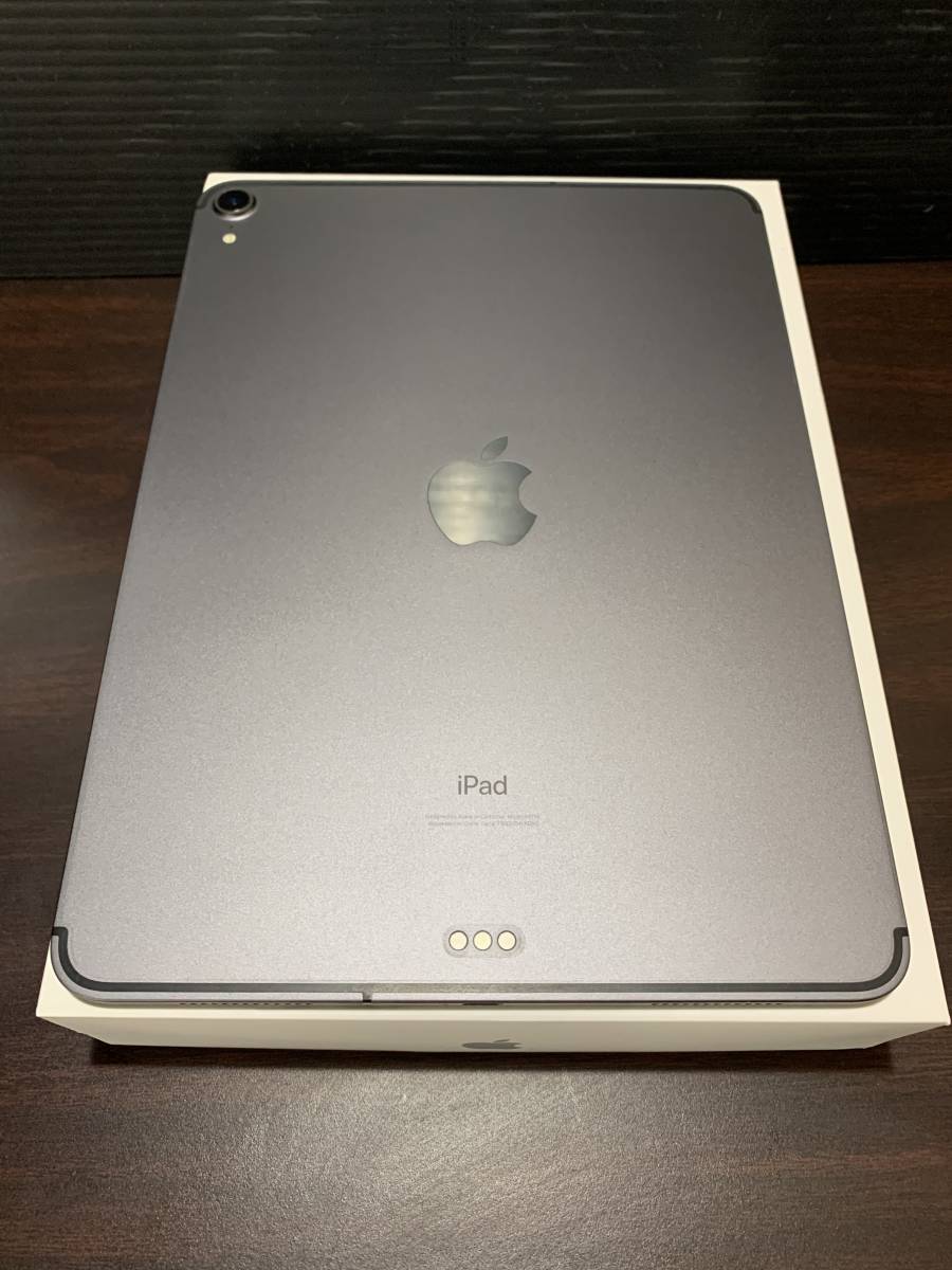 再出品　iPad Pro 11インチ　cellular 259GB スペースグレイ　FU102J/A　SIMフリー_画像7