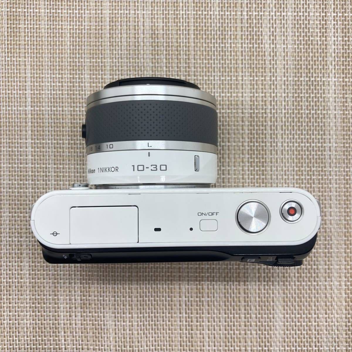 Nikon 1 J2ホワイト ３本レンズセットの画像3