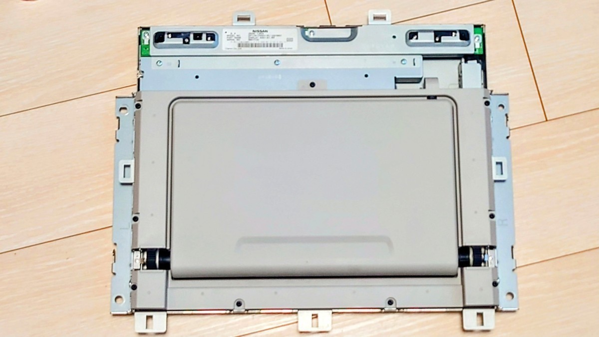 修理します!】E52 エルグランド・C26 セレナ 純正フリップダウン