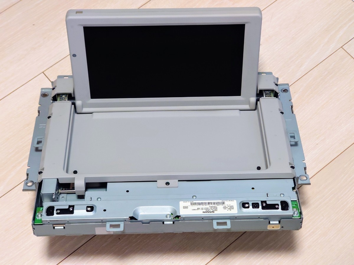 修理します!】E52 エルグランド・C26 セレナ 純正フリップダウン
