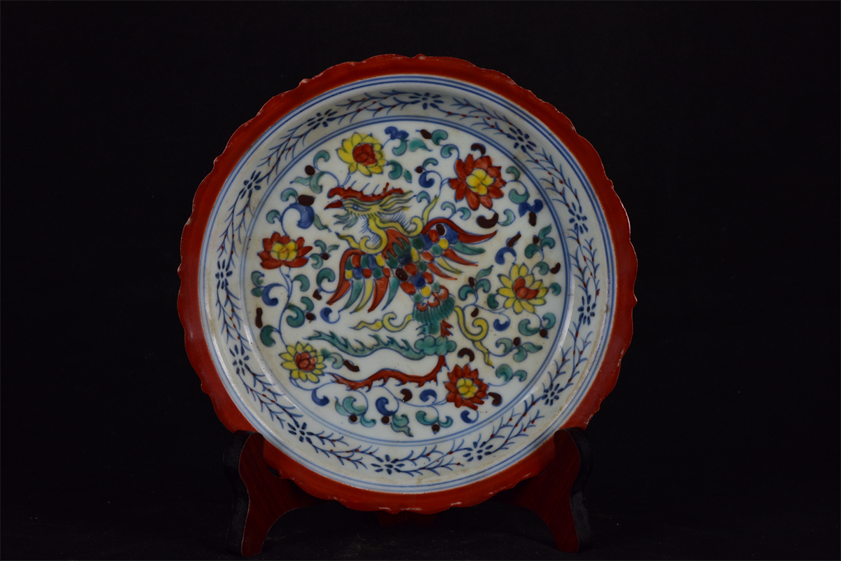 ◆旧蔵◆古美術 中国古玩 大明成化年製款　斗彩纏枝蓮鳳鳳紋花辺盤　時代物　A35