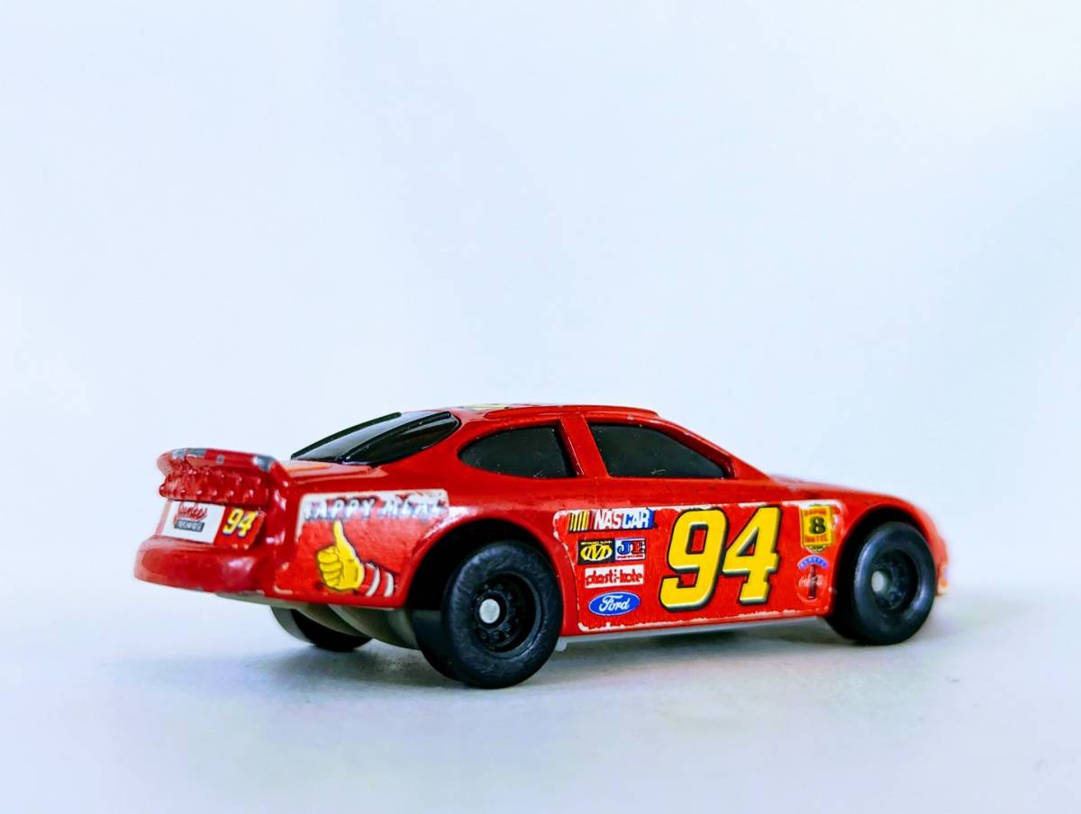 ホットウィール ナスカー マクドナルド ハッピーミール ミニカー