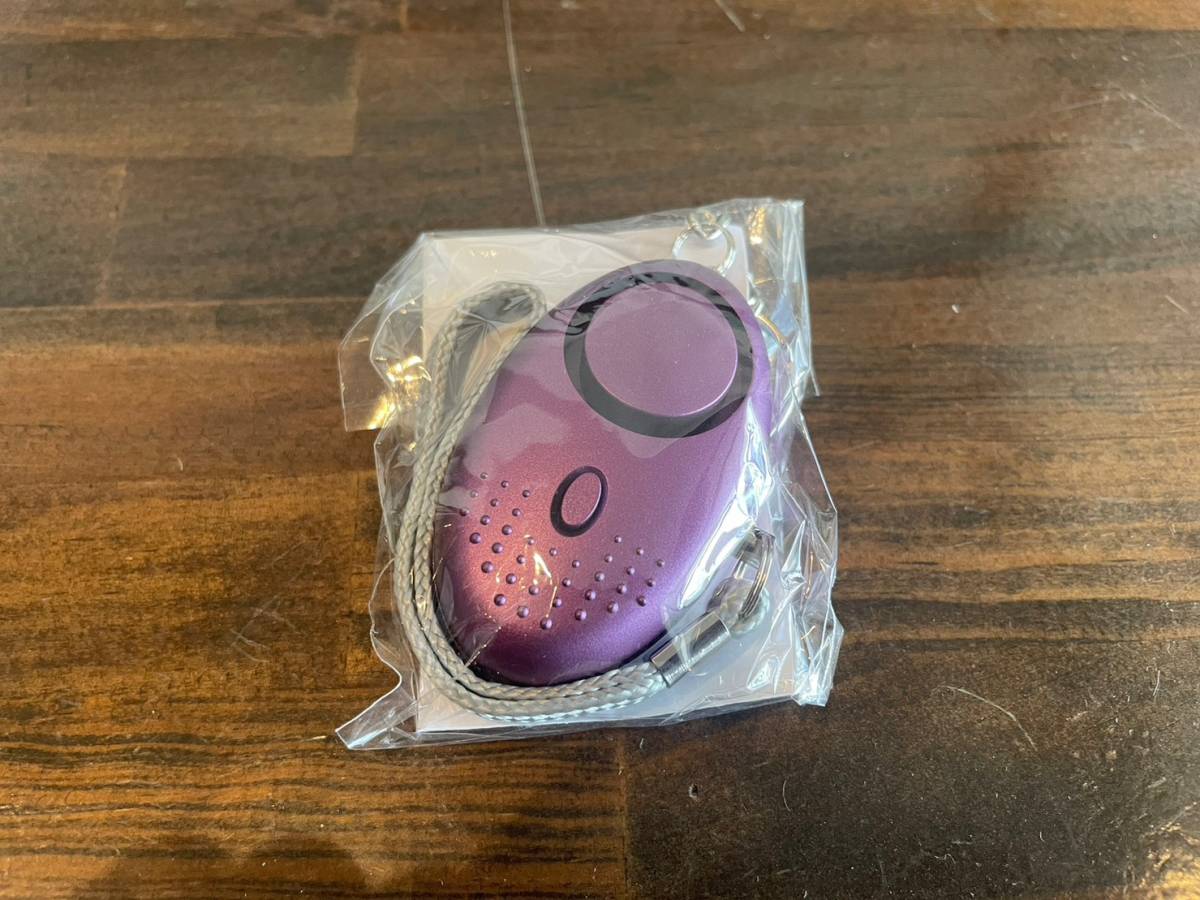 [5 piece set free shipping!!] large volume personal alarm purple 130db LED light attaching security child knapsack woman crime prevention measures alarm life waterproof 