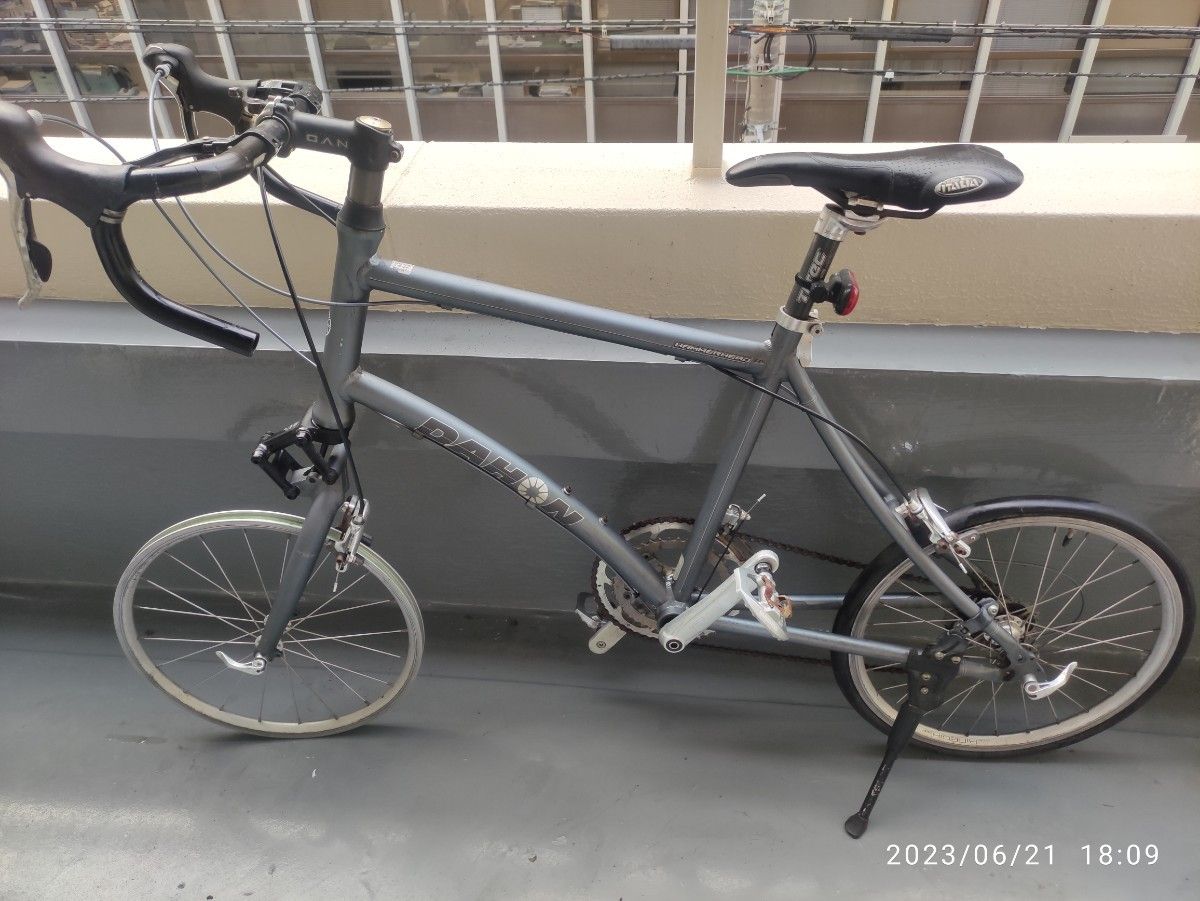 DAHON HAMMERHEAD 7 0 ハンマーヘッド ミニベロ 20インチと DAHON HAMMERHEAD 7 0 ハンマーヘッド ミニベロ 20インチと