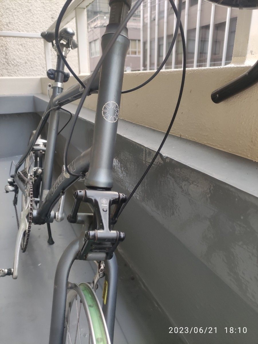 DAHON HAMMERHEAD 7 0 ハンマーヘッド ミニベロ 20インチと DAHON HAMMERHEAD 7 0 ハンマーヘッド ミニベロ 20インチと