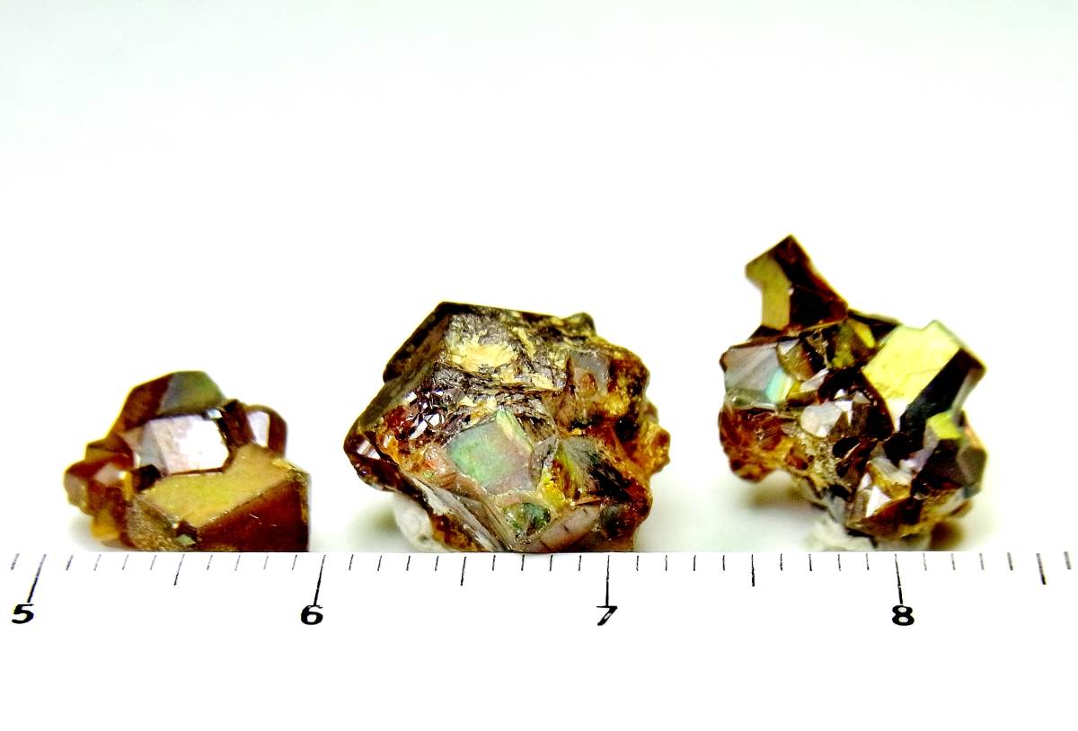 [国産鉱物]　レインボーガーネット小群晶・奈良県産　M42 _画像9